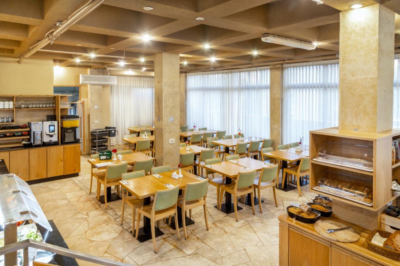 Ramon Suites By Smart Hotels Mitzpe Ramon Exterior photo