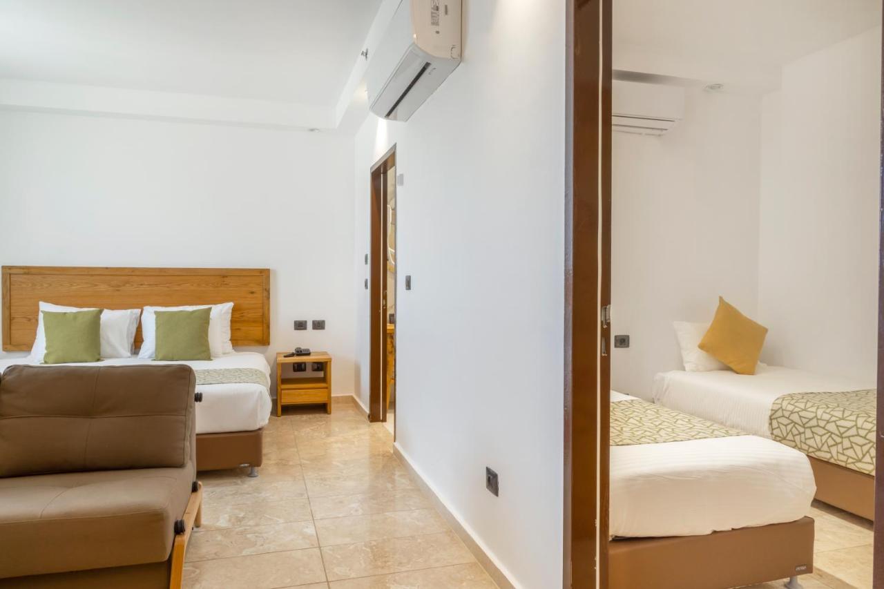 Ramon Suites By Smart Hotels Mitzpe Ramon Exterior photo